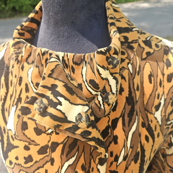Vintage Bill Blass For Bond Street Animal Print Coat - Picture 3 of 5